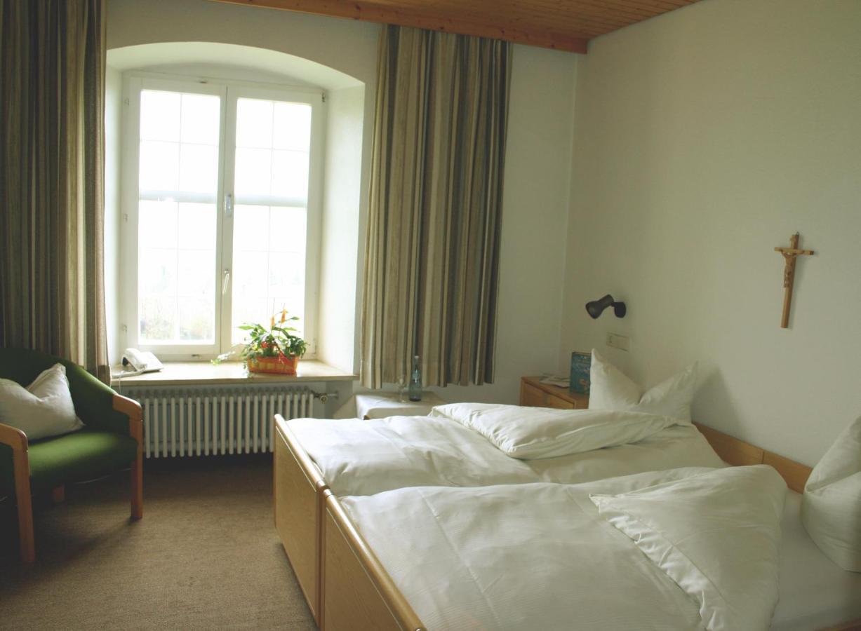 Tagungshaus Im Kloster Neresheim Hotel Buitenkant foto