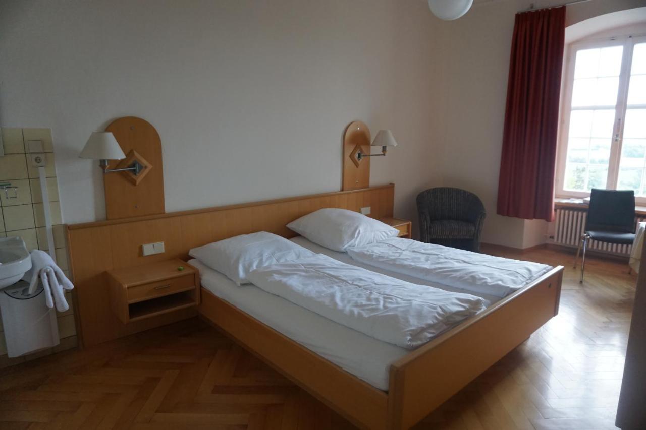Tagungshaus Im Kloster Neresheim Hotel Buitenkant foto